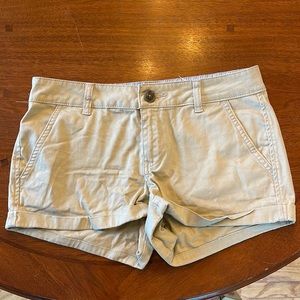 Khaki shorts size 5